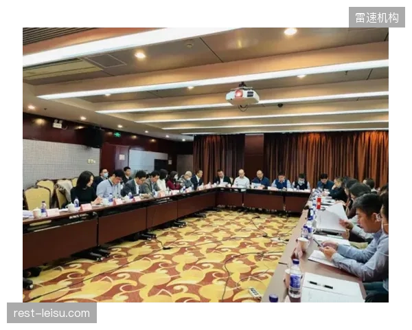 超过70%的新建智慧体育场馆集中在东部沿海，中西部地区的标准化建设亟待提速